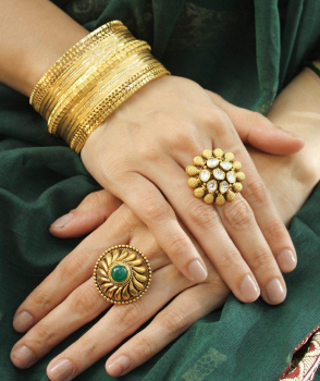 Gold jewellery